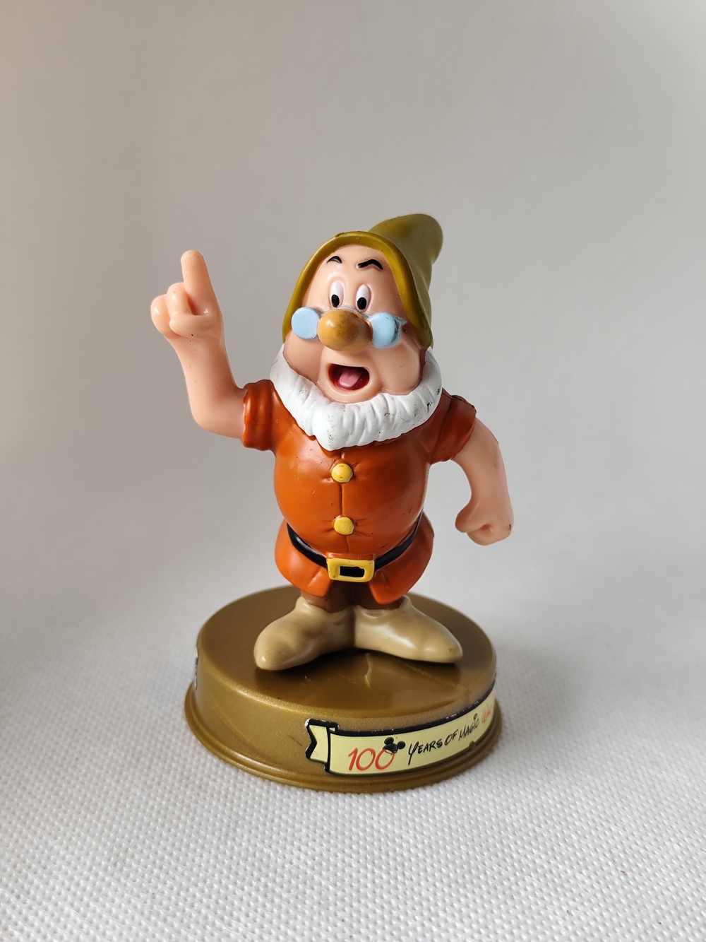 3/$20💗Disney McDonald's doc seven dwarfs 2002 toy figure